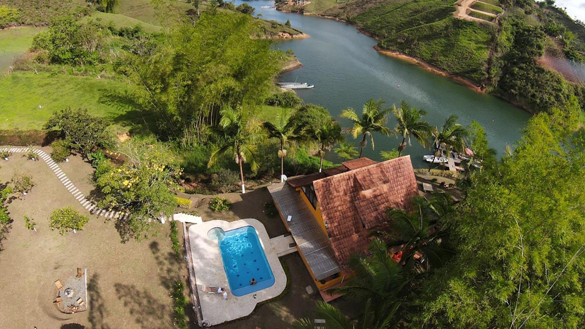 A Pousada Volare Guatape Isla Exterior foto